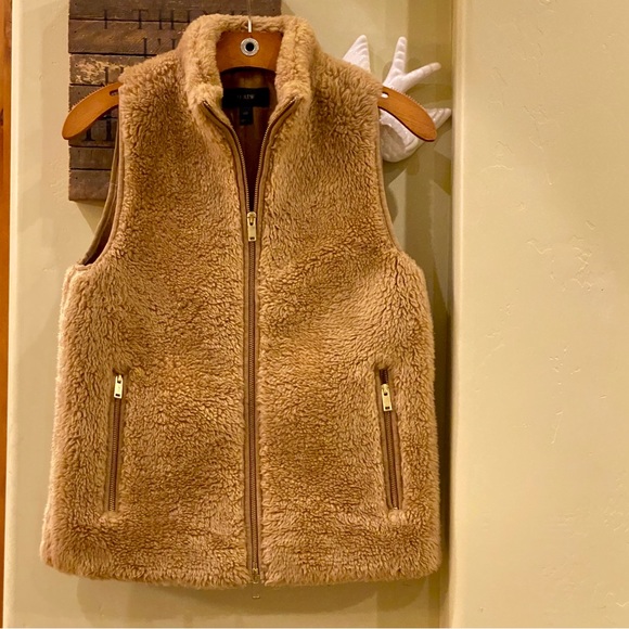 J.Crew Excursion plush teddy vest - Picture 9 of 16